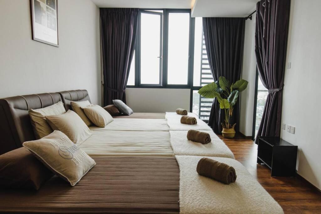 Jazz Suites 1 Vivacity Кучинг Екстериор снимка