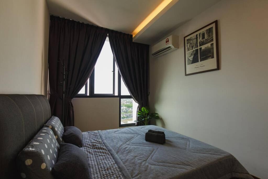 Jazz Suites 1 Vivacity Кучинг Екстериор снимка