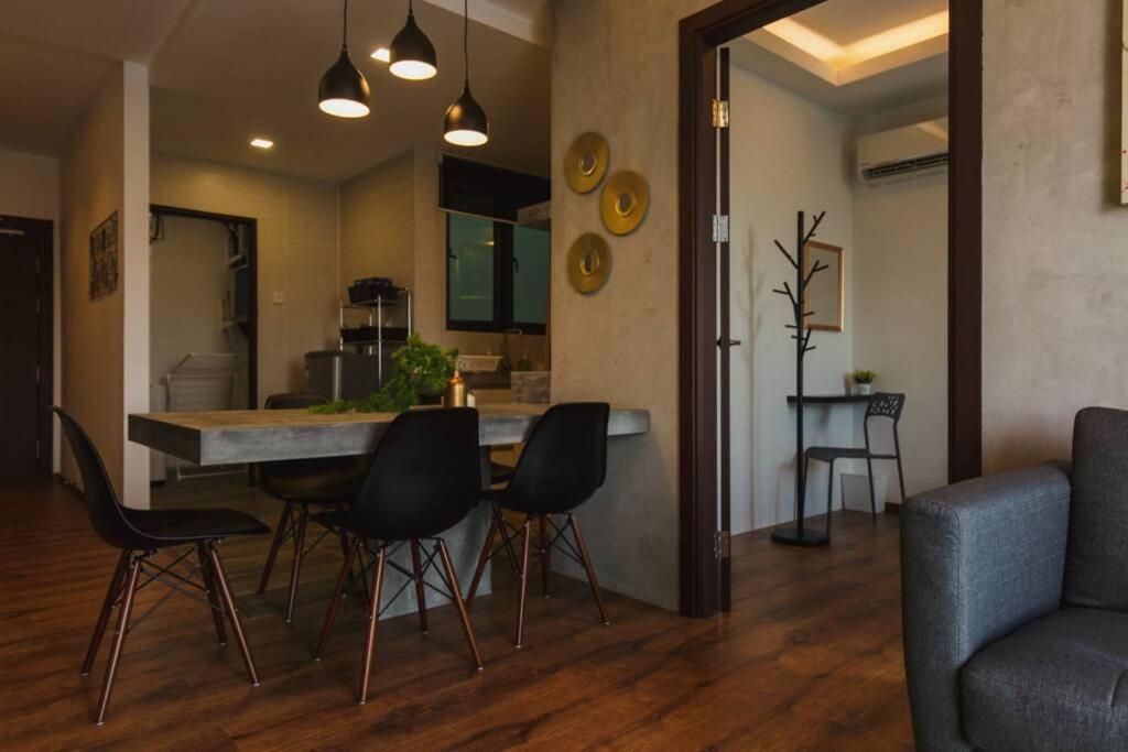 Jazz Suites 1 Vivacity Кучинг Екстериор снимка
